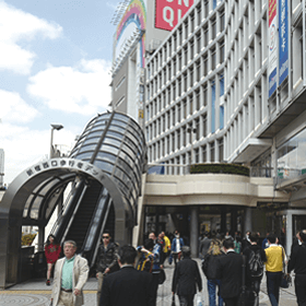 新宿駅西口