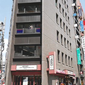新宿駅西口