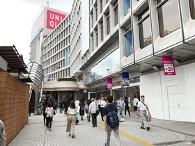 新宿駅西口