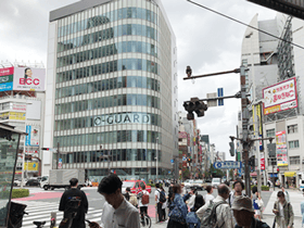 新宿駅西口
